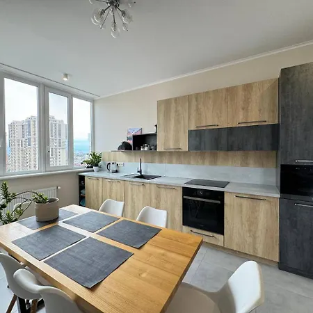 Apartment Acapulco 2-bedrooms With Terrace Odesa